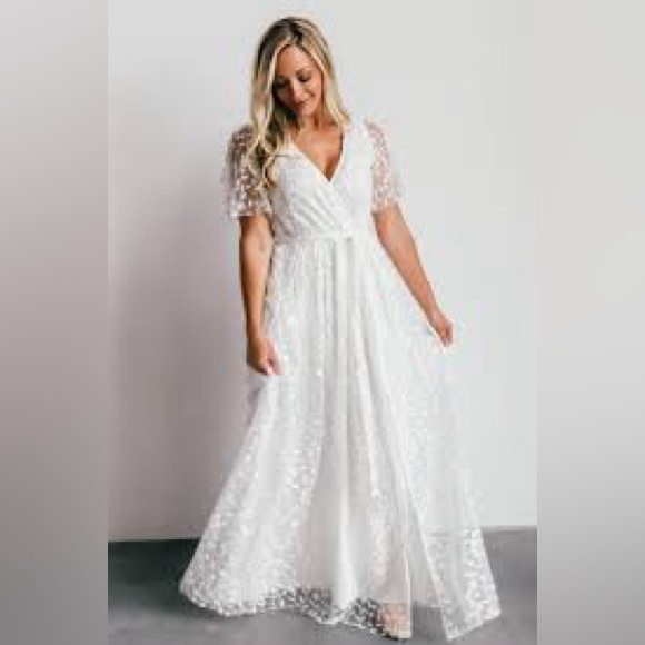 Baltic Born Dresses & Skirts - NWT Baltic Born Marseille Embossed White Floral Maxi Dress Wedding Gown